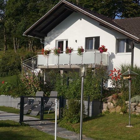 Traumhafte Ferienwohnung Mit Pool 스타이넨 외부 사진